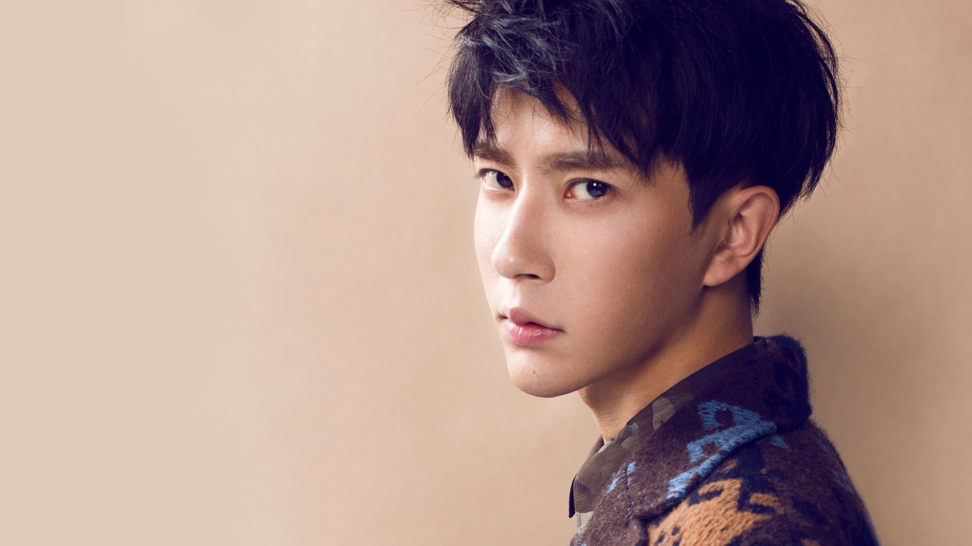 虚拟与现实交织的夜晚,当拉梅洛在镜像中击败宿敌