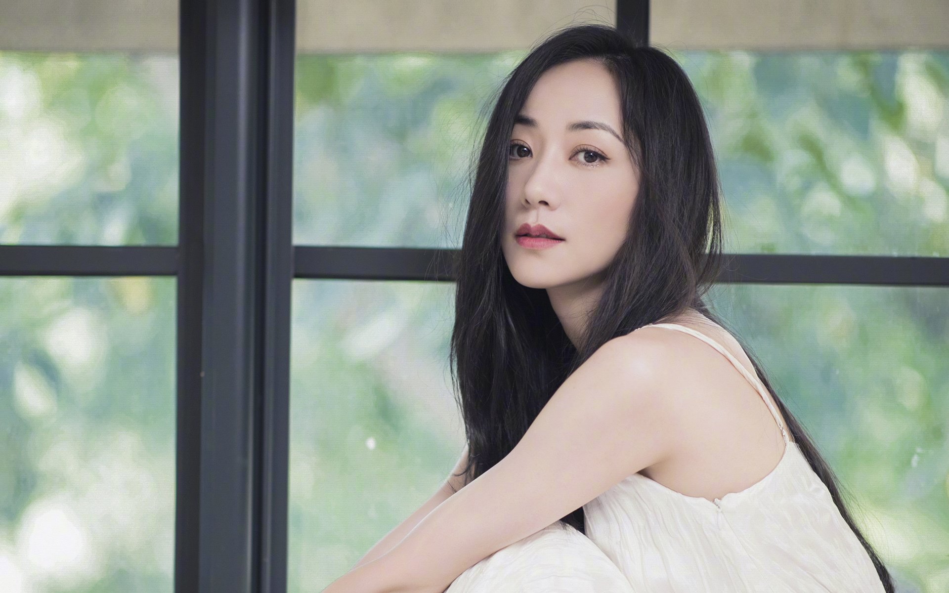 南美风暴席卷北欧雪原，欧冠淘汰赛神秘对阵，巴拉圭爆冷瑞典之谜