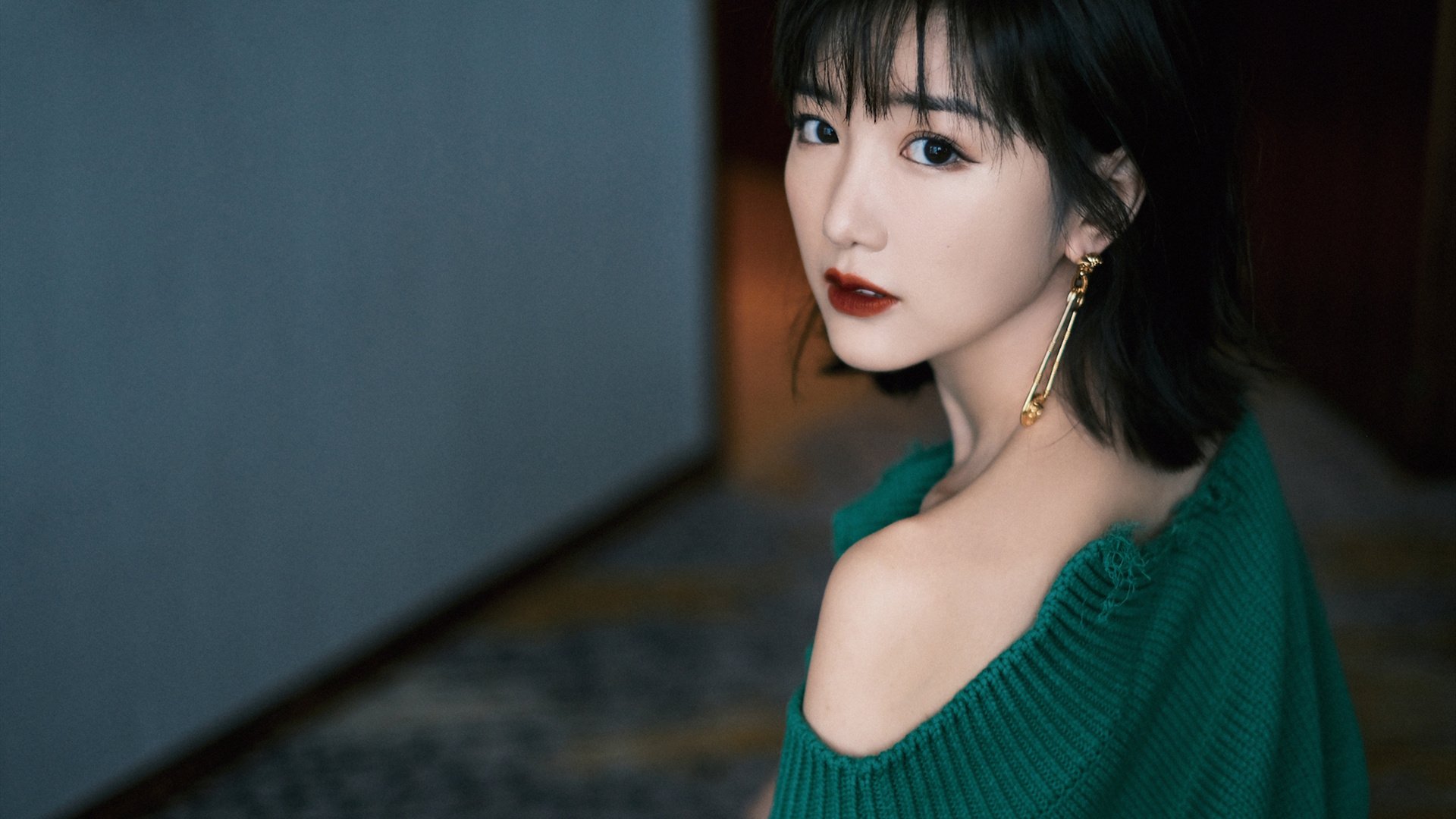 南美风暴席卷北欧雪原，欧冠淘汰赛神秘对阵，巴拉圭爆冷瑞典之谜