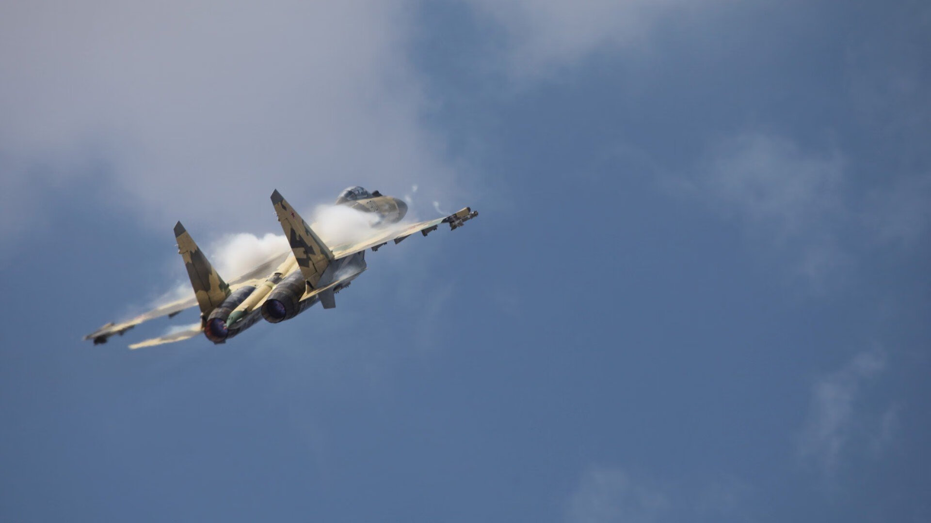 当劳塔罗站出来的时刻，我们想起了十年前带走德国的阿尔及利亚